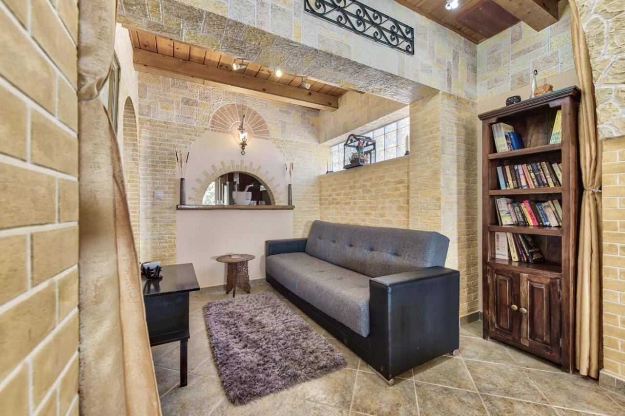 Green Boat Apartment Akrotiri  Exterior photo